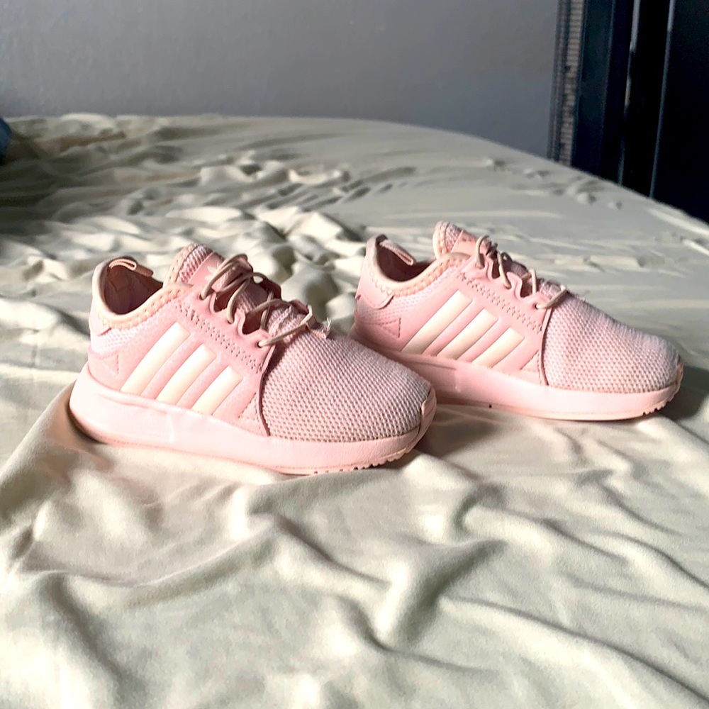Adidas baby pink toddler size 7